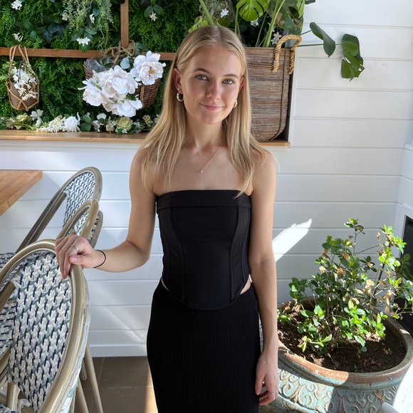 Meet your Posher, Heather - Picture 1 of 1